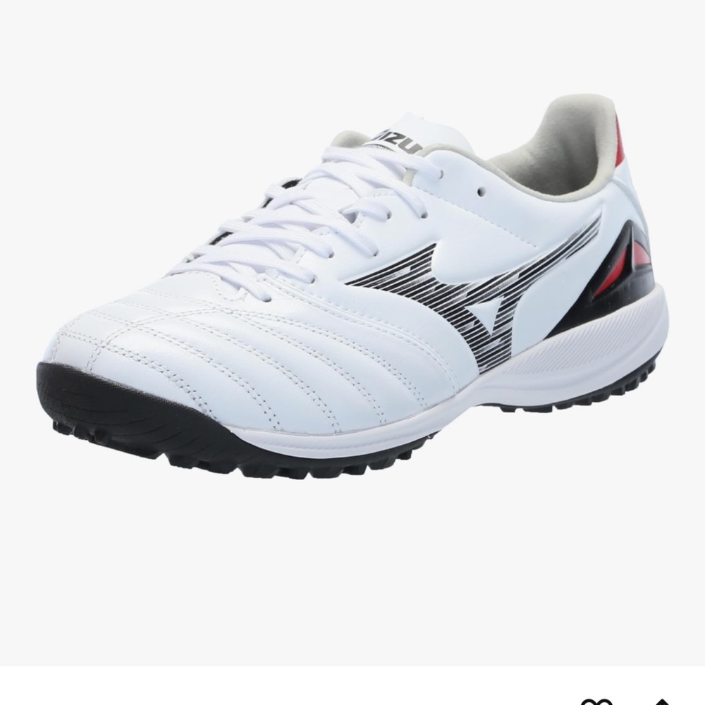 Mizuno White and Black Turf Shoes (Soccer or Futsal)  M 8 / Women 9.5